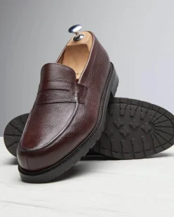In Corio ETIENNE Fashion